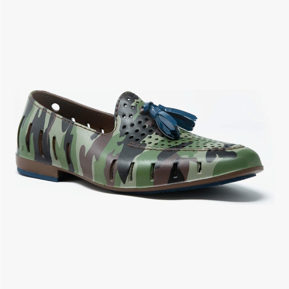 Floafers Executive Tassel Green Camo Foam Loafers Sz 10 BNWB